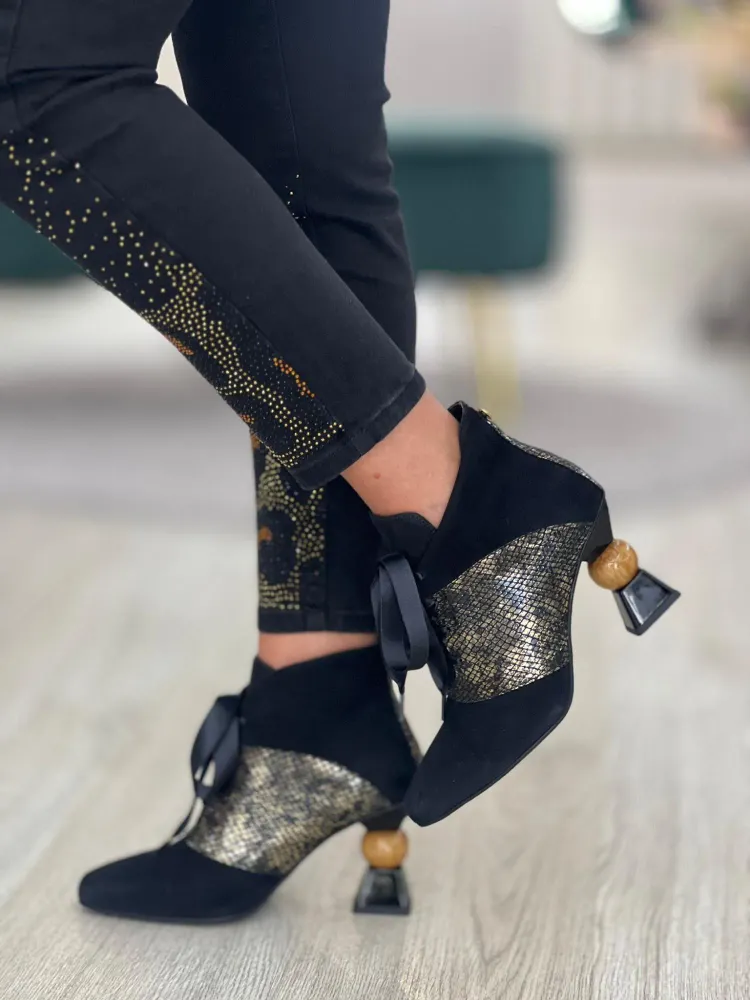 Botim Fácil Ajuste | Velcro