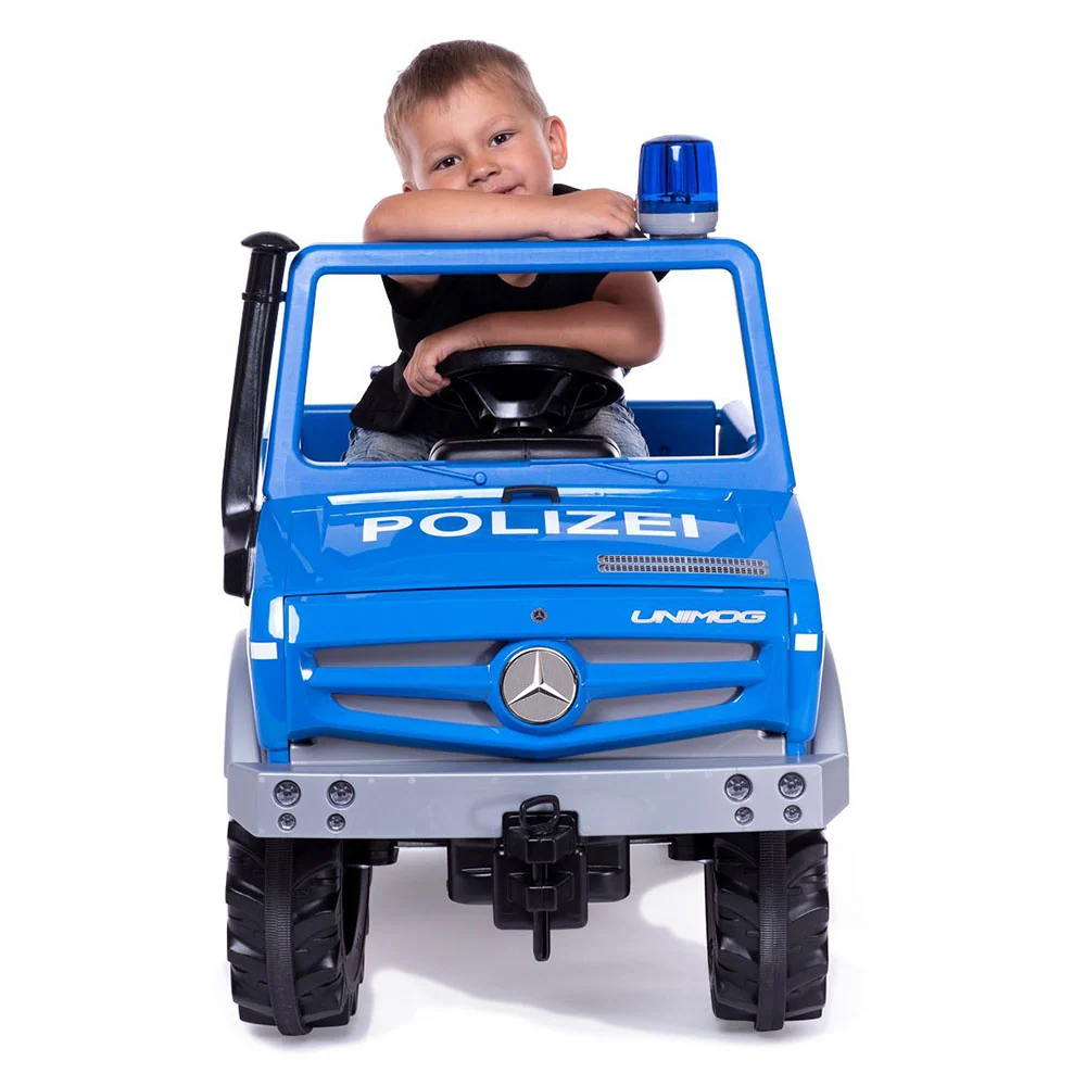 Caminhão de Polícia Mercedes com pedais