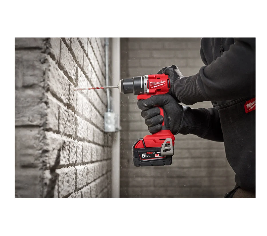 Broca de martelo sem escova compacta Milwaukee M18 BLPDRC-0