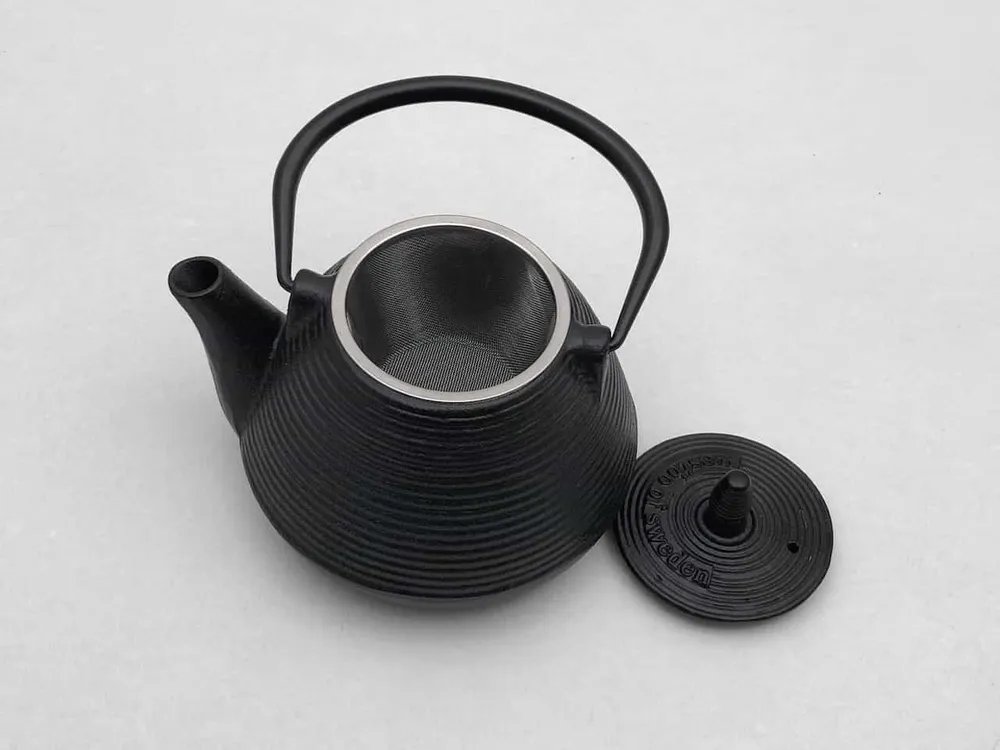 Bule com peneira de chá feita de ferro fundido 0,7LTR
