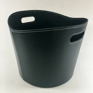 Cesta de madeira 39 cm em torno de couro sintético preto com feltro interno