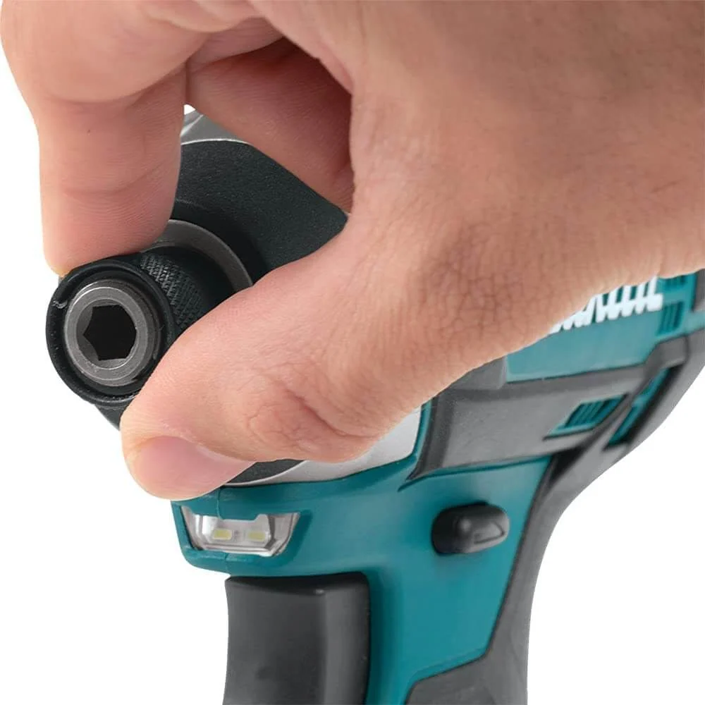 Chave de fendas de impacto 18V 165Nm Makita DTD152Z