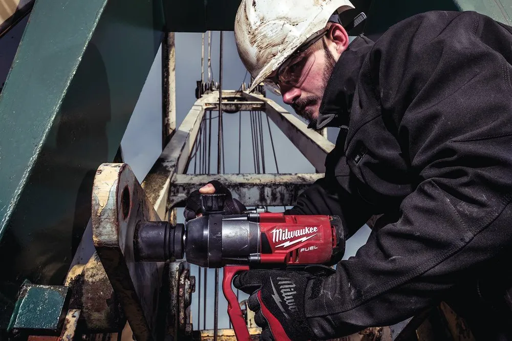 Chave de impacto de alto torque M18 FUEL One-Key 1" com anel Milwaukee M18 ONEFHIWF1-802X