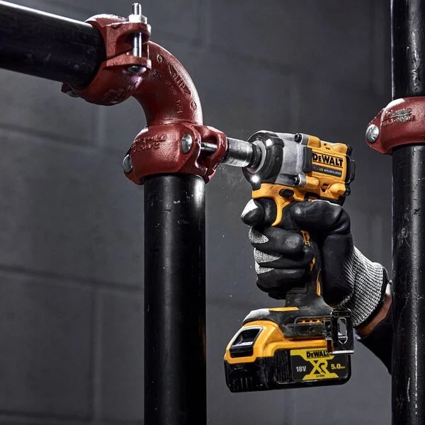 Chave de impacto sem escova Dewalt DCF921N XR 1/2 18V