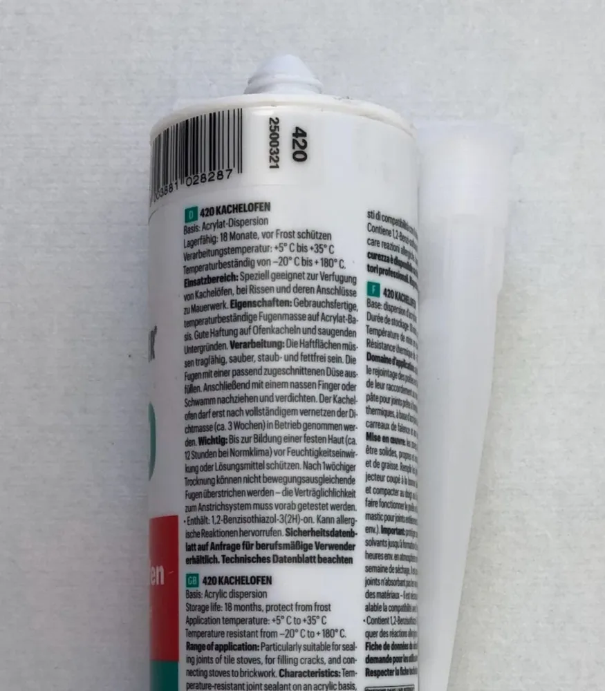 Elastic Grout Acrylic em cinza escuro para lareira e fogão em cartucho