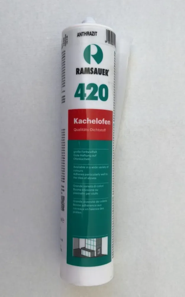Elastic Grout Acrylic em cinza escuro para lareira e fogão em cartucho