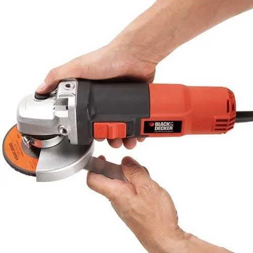 ESMERILHADEIRA ANGULAR 4.1/2" G720 820W 220V BLACK&DECKER