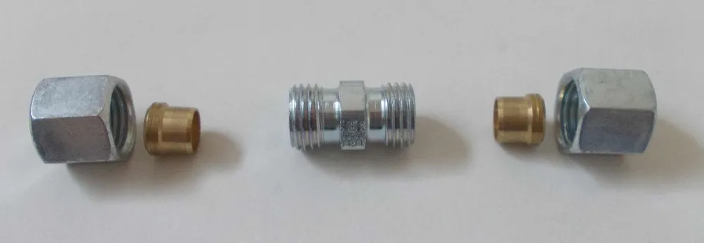 Especialmente parafusando GV-8 para estragar os tubos de cobre 8mm