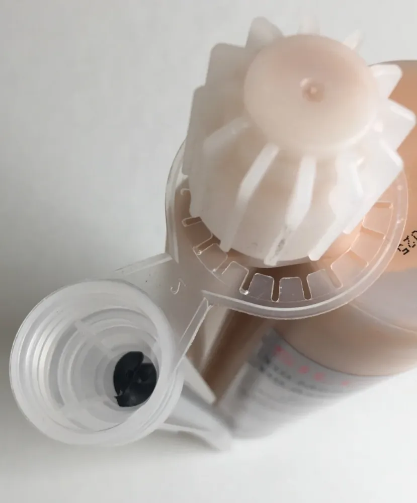 Espuma de vedação resistente ao calor até 1100 ° C para lareiras e fornos em cartucho