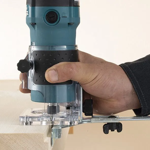Fresadora de Base Reta Makita 3711 6mm 530W SAR