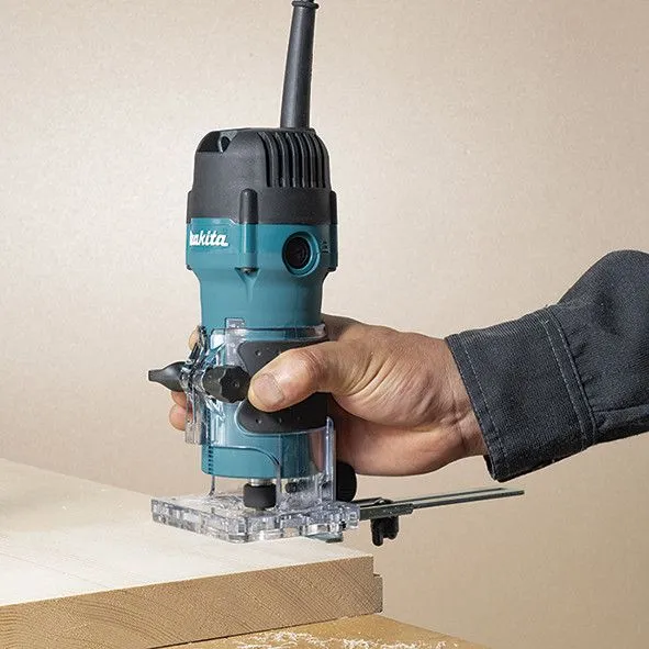 Fresadora de Base Reta Makita 3711 6mm 530W SAR