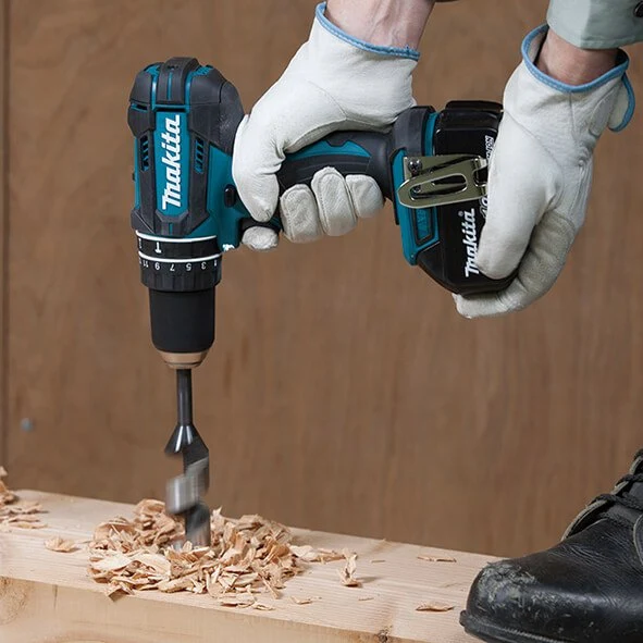 Furadeira percutor bateria 18V DHP482Z sem bateria e sem carregador Makita