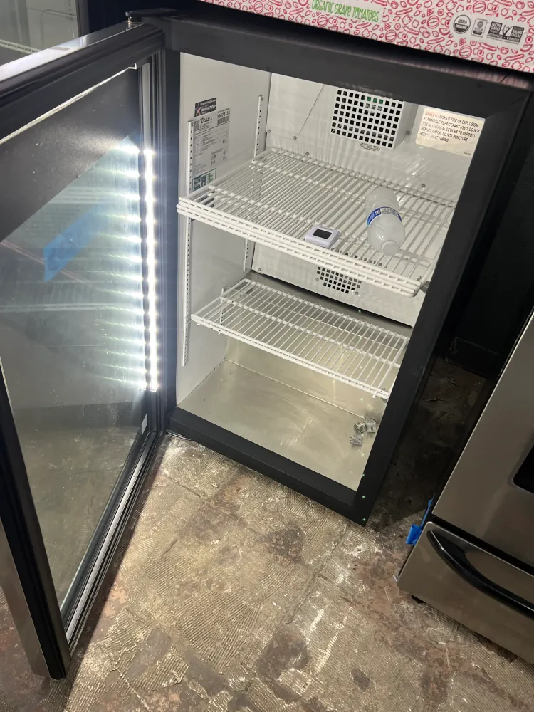 24 Inch True Countertop Freezer, Glass Door, GDM-07F-HC~TSL01, 444310