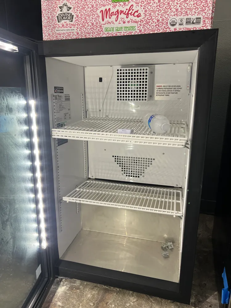 24 Inch True Countertop Freezer, Glass Door, GDM-07F-HC~TSL01, 444310