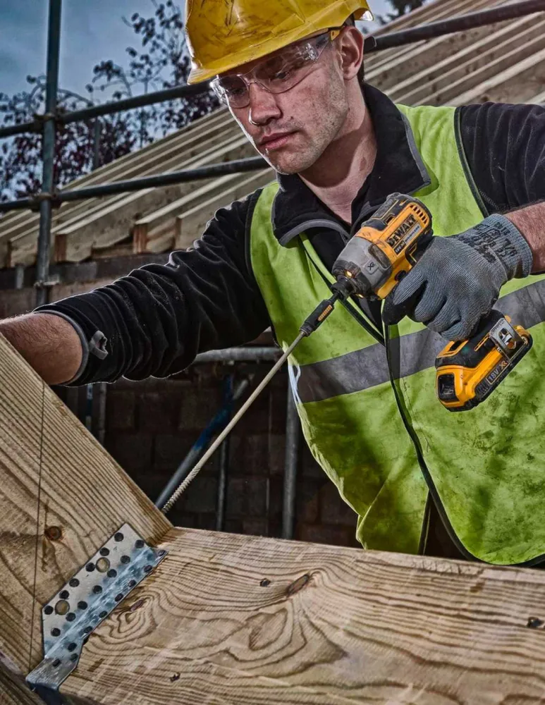Kit Dewalt com 4 Ferramentas + 2 bat 5Ah + carregador + 2x TSTAK VI DCK487P2
