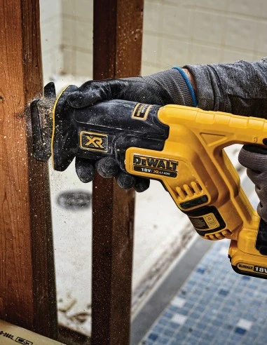 Kit Dewalt 8 ferramentas + 3 bat 5ah + Carregador DCB1104 + Kit 4xTstak VI DCK870P3