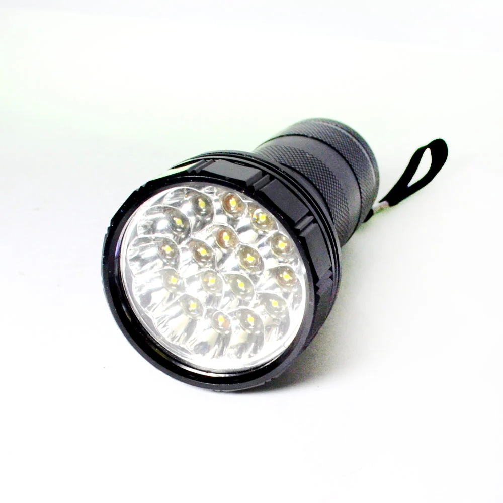 Lanterna Compacta 17 LEDs