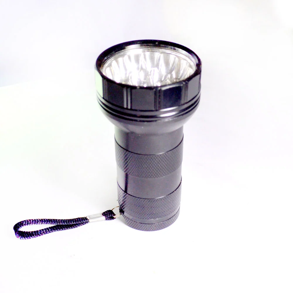 Lanterna Compacta 17 LEDs