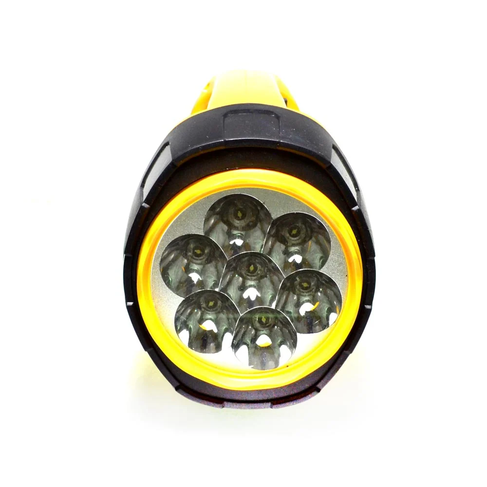 Lanterna Holofote recarregável 800 lumens