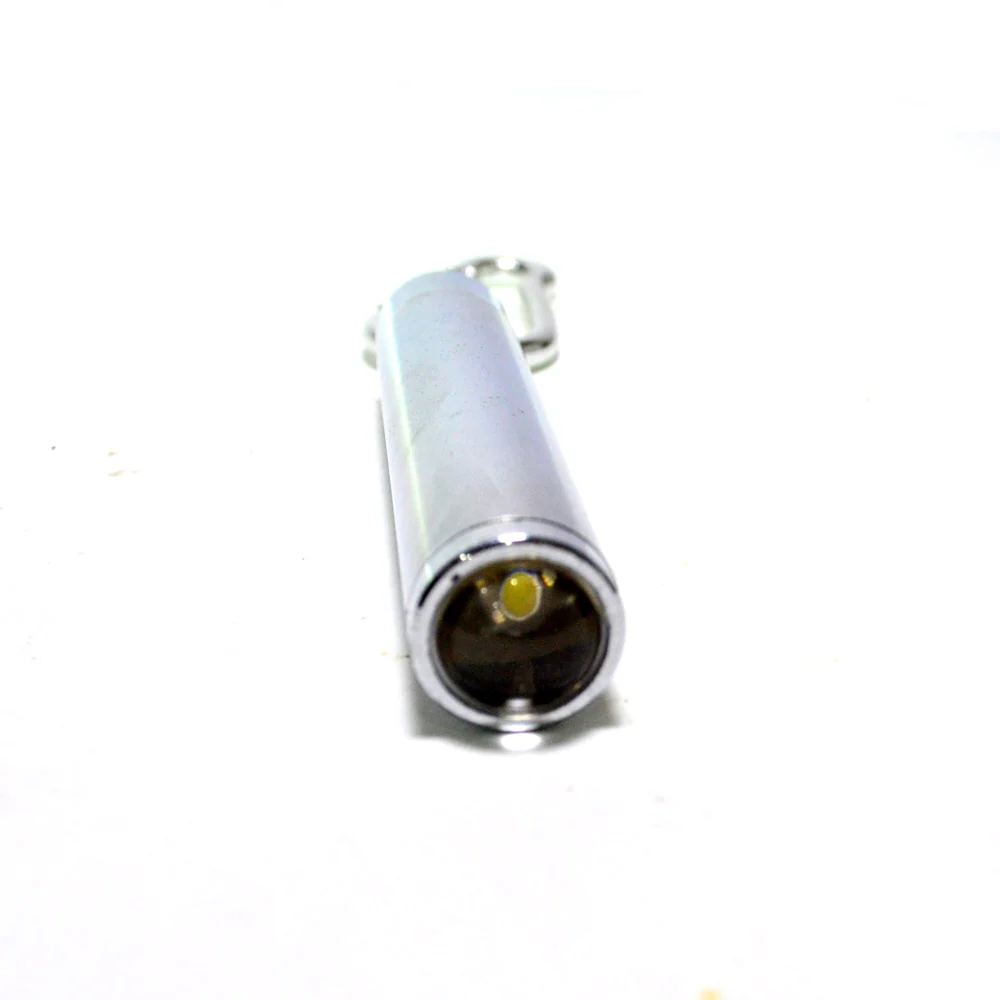 Lanterna LED com controle foco