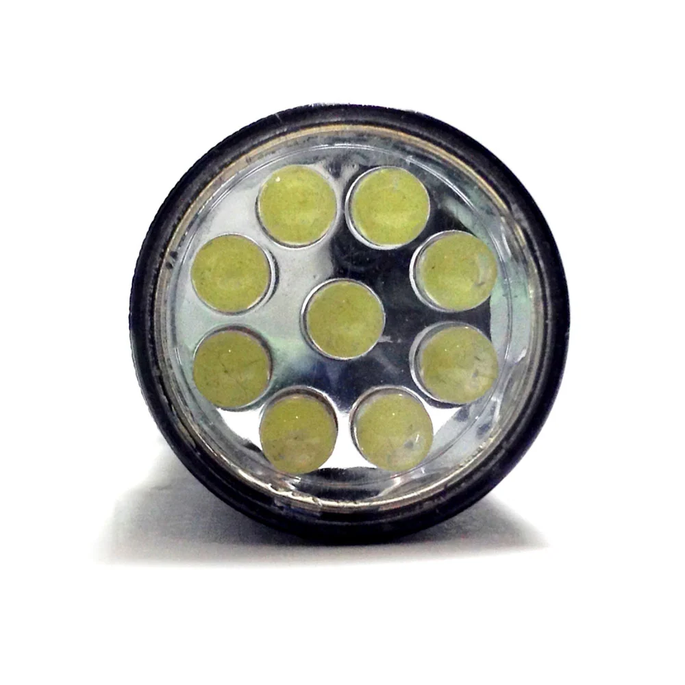 Lanterna LED modelo Inova X