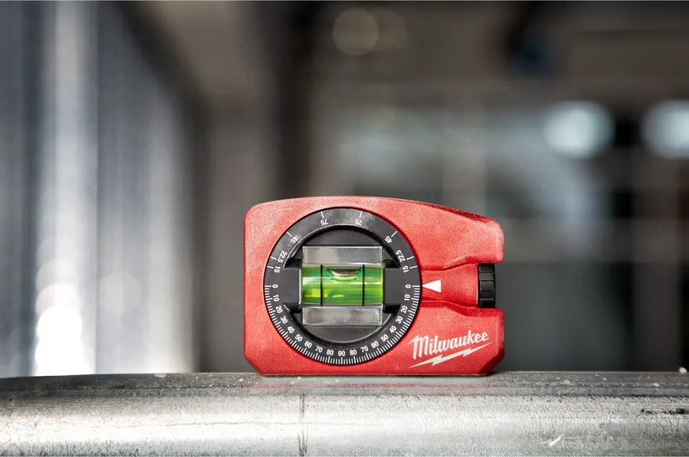 Nível magnético de bolso ajustável de 7,8 cm da Milwaukee