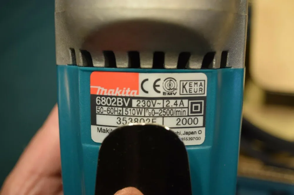 PARAFUSADEIRA 1/4'' 6802BV 510W 220V MAKITA