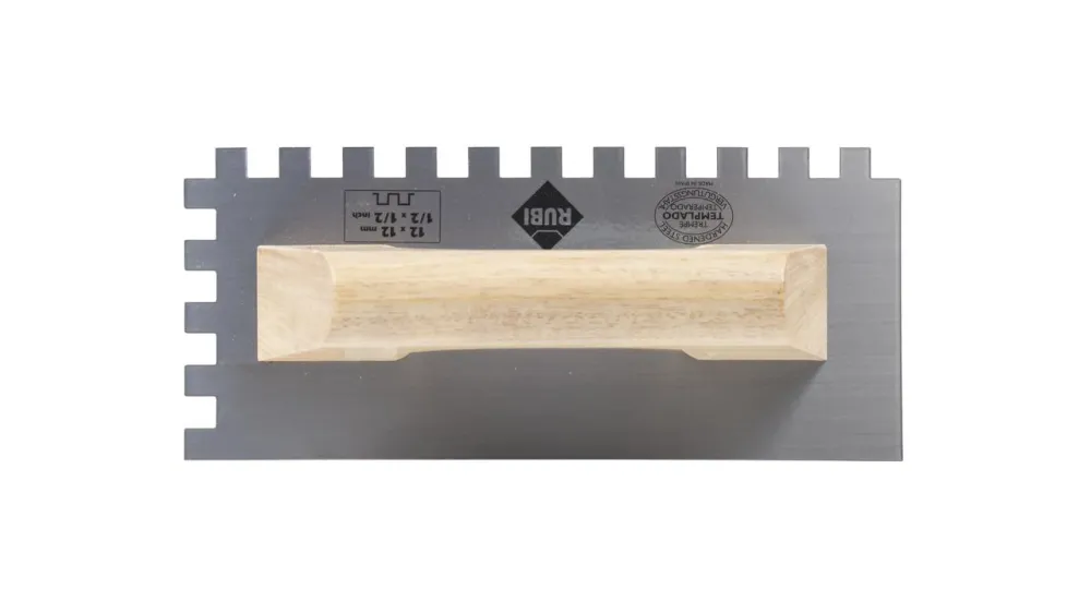 Pente Rubi 28 cm com cabo de madeira fechado 12x12