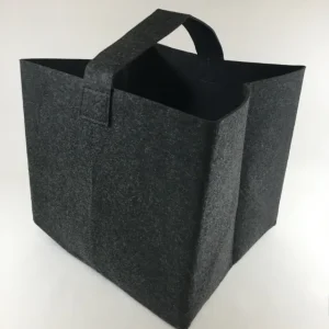Pocket Square para lenha feita de Black Felt 37x34x33cm