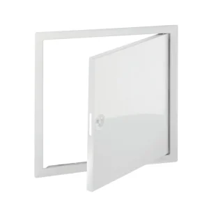 Porta de revisão 40 x 60 para alvenaria em frente à chaminé