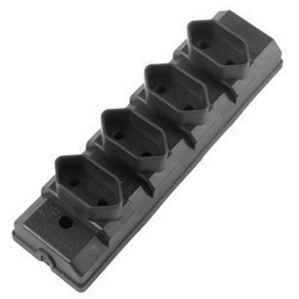Tomada Barra Quadrupla 2p+T 20a Preta