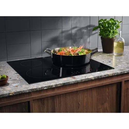 Placa de Indução Electrolux LIT60336 | Elétrica | 59 cm | Preto