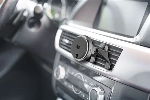 Carregador Magnético para Grelha de Ventilação Carro Qi2 Cellularline Drive Freeze Mag 25W - Preto