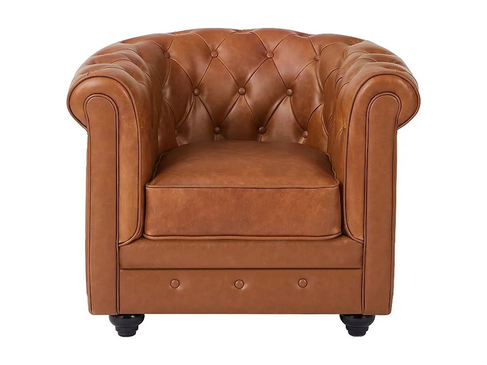 Poltrona icónica em pele de vaca cor camel - CHESTERFIELD - Compatibilidade Garantida