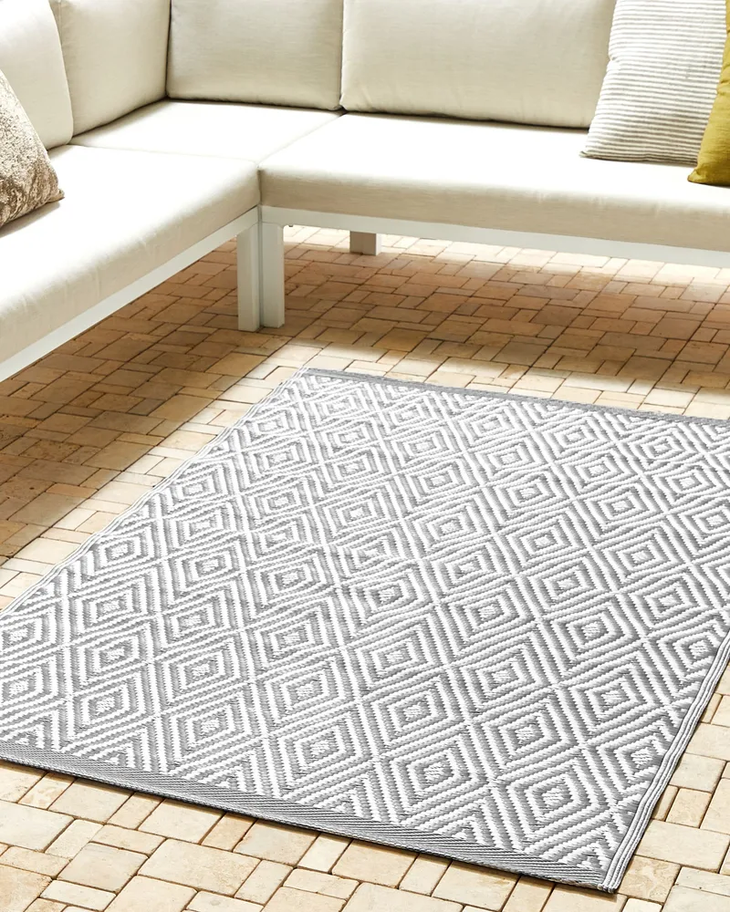 Tapete de exterior cinzento distinto 120 x 180 cm SIKAR